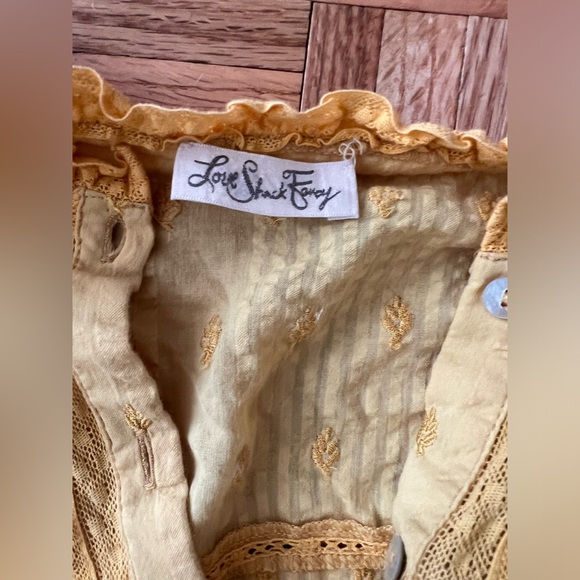 Loveshackfancy Crew Neck Short Sleeve Crop Top - Picture 2 of 4